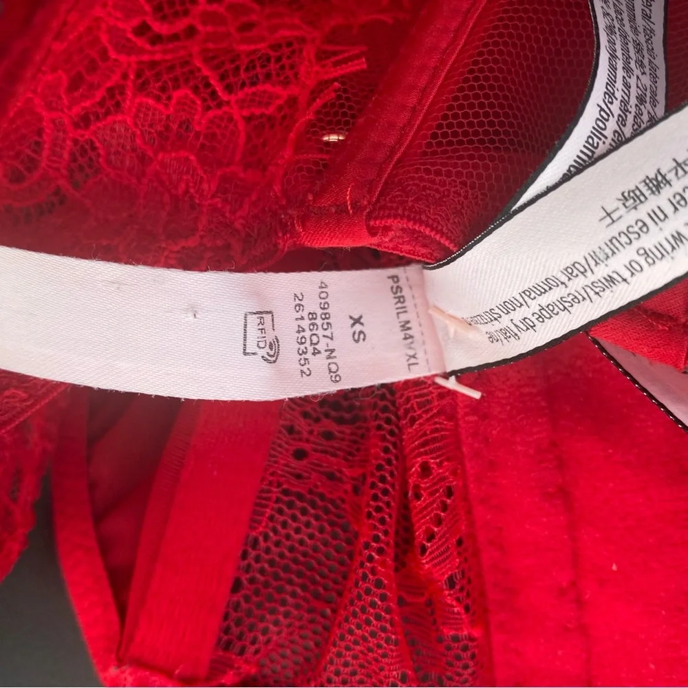 Victoria‎ Secret Dream Angels Elegant Red Lace Bralette Size XS